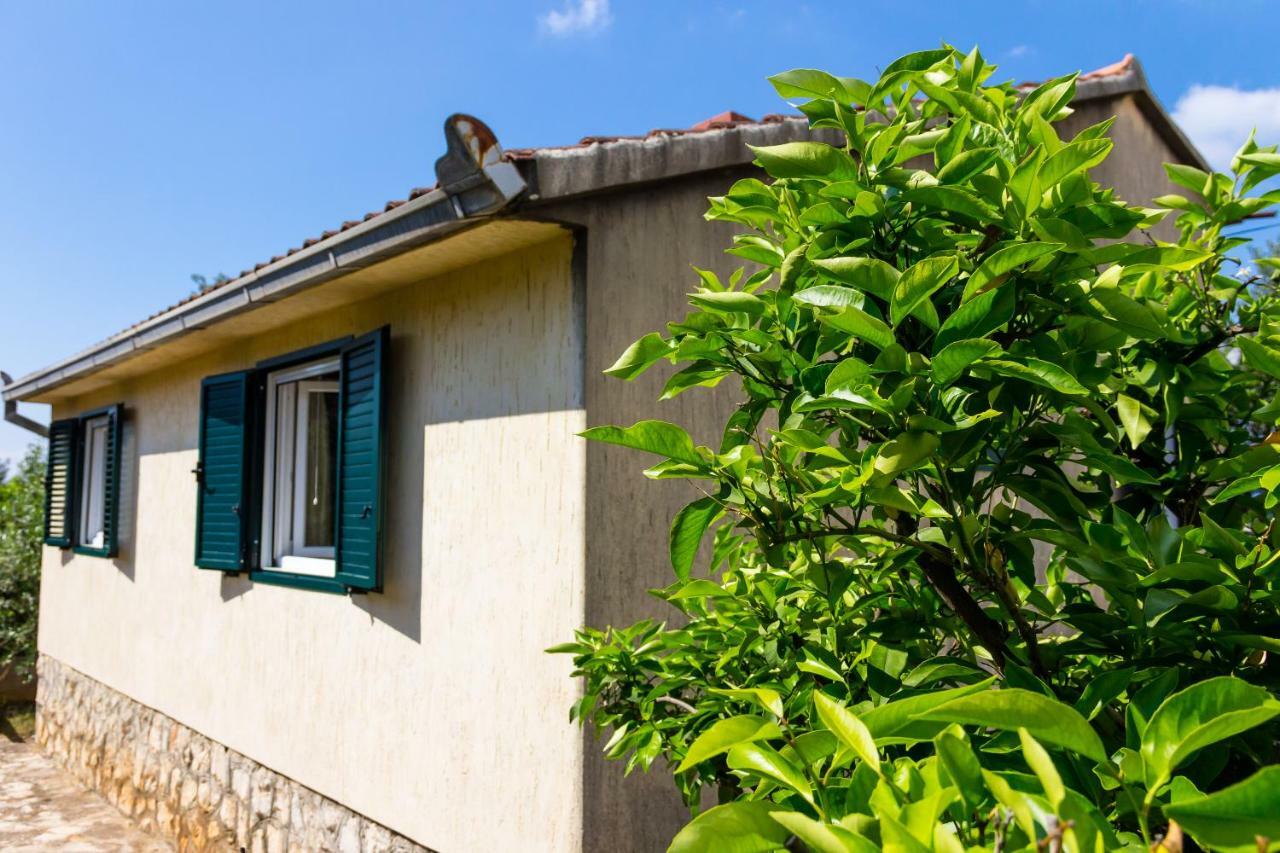 Holiday Home Laurea スペタル エクステリア 写真